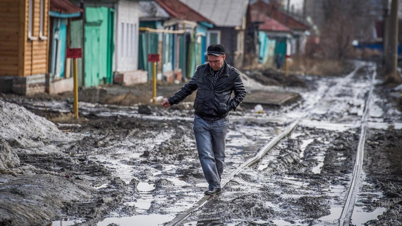 Кто основной враг России - Запад или Внутреннее Моральное Разложение?