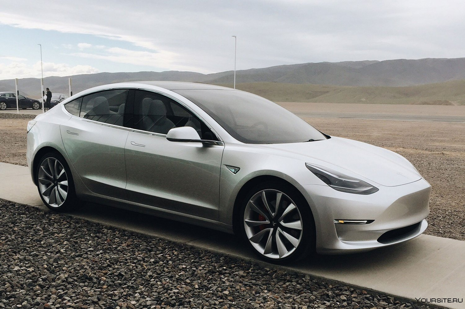 Машина тесла модели. Tesla model 3. Машина Tesla model 3. Машина Tesla model s. Электромобиль Тесла.