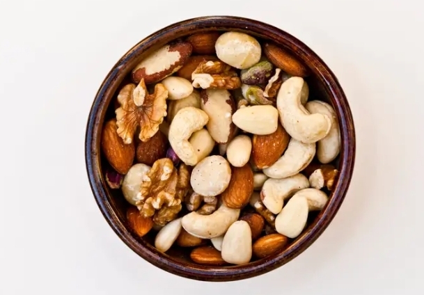 Вот что советуют эксперты, чтобы увеличить продолжительность жизни: от гранатов до красного лука.