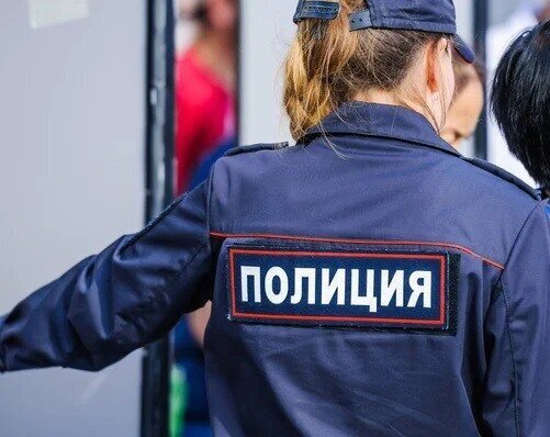 В Псковской области пропал 10-й мальчик. Его родители с вилами и ножом напали на сотрудницу ПДН. Женщина получила десять ножевых ранений