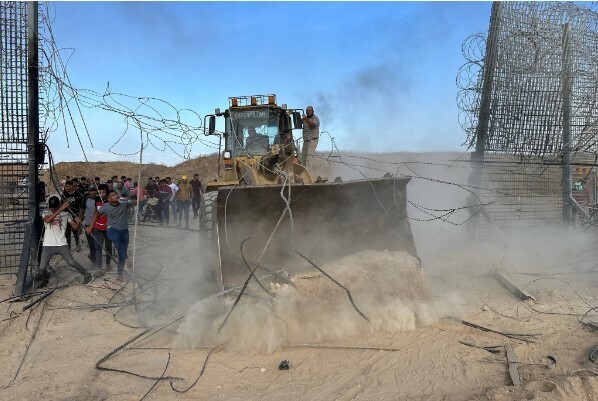 Конфликт между двумя оппонентами-Израилем и сектором Газа