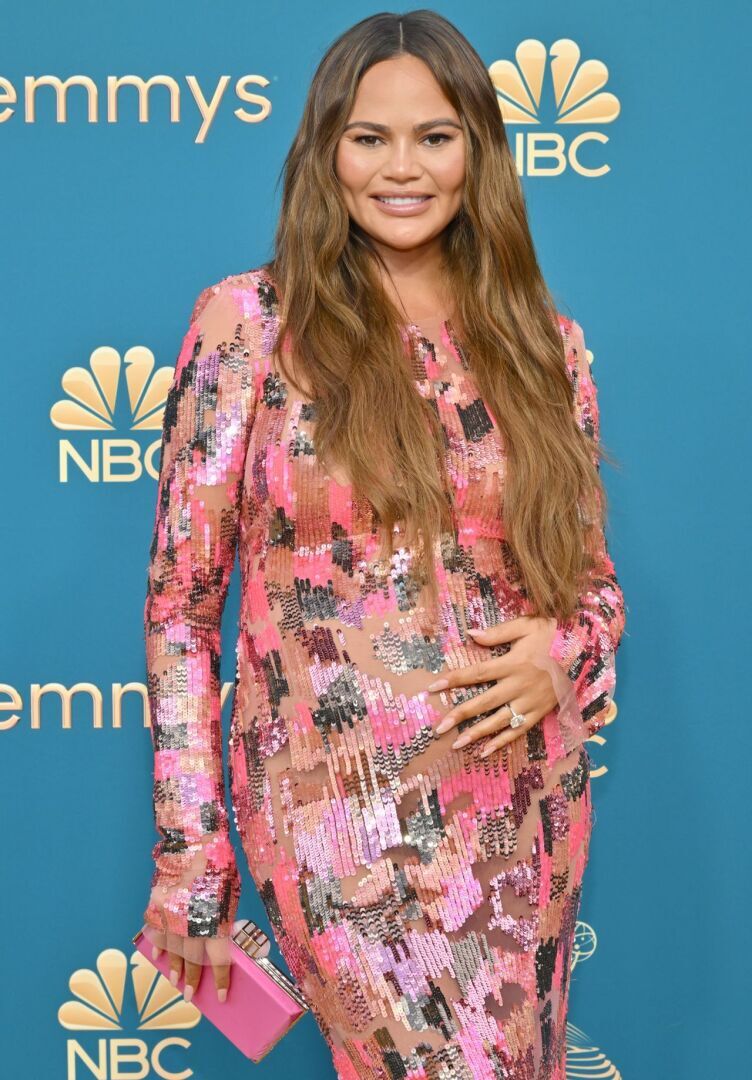 Почему все вдруг заговорили об удалении щечного жира