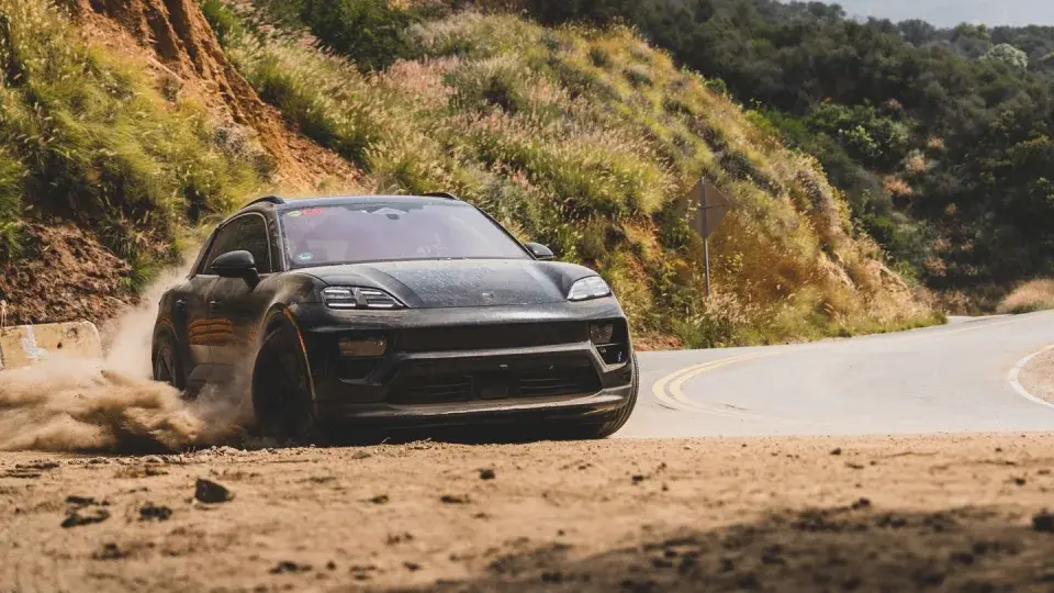 Электрический Porsche Macan на финишной прямой