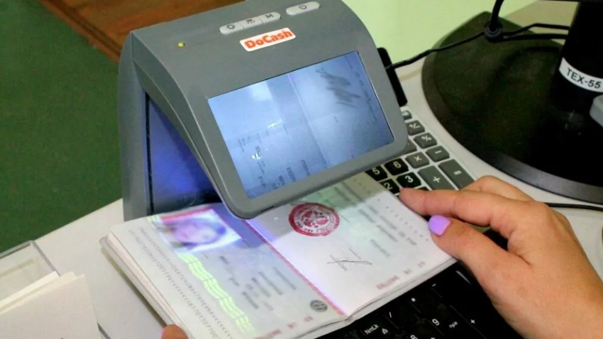 Как мошенники продают чужие квартиры и как спасти жилье