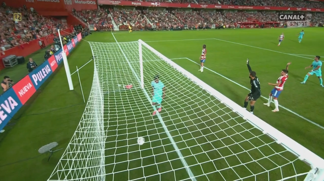 "Барселона" едва спаслась от позора. Ямал установил новый рекорд