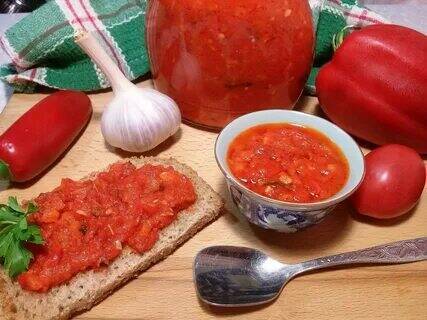 Как приготовить аджику.