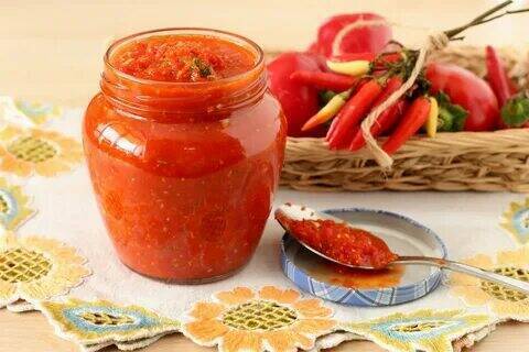 Как приготовить аджику.