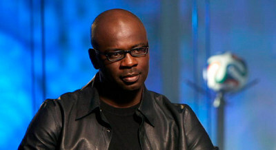 Футболисты с плохим зрением.