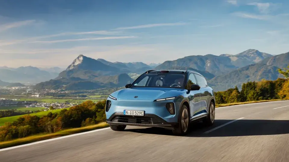 "Китайский производитель Nio расширяет свою модельную линейку: представлен электрический внедорожник EL6"