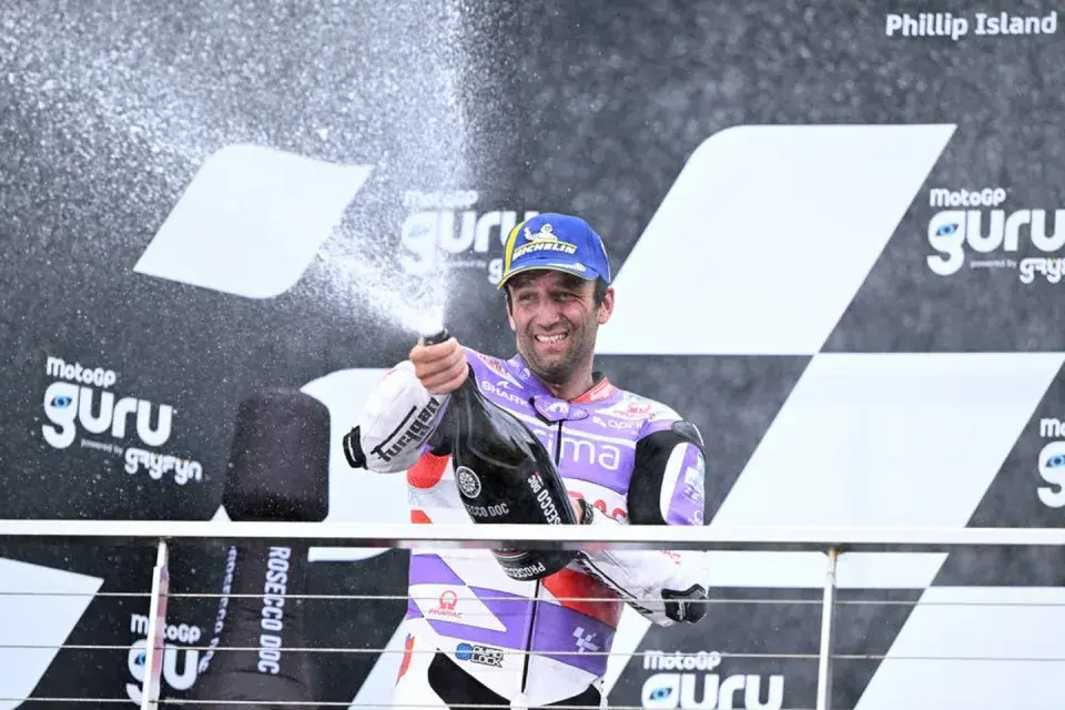 Франческо Баньяйя укрепляет свое лидерство в MotoGP, Йохан Зарко празднует первую победу