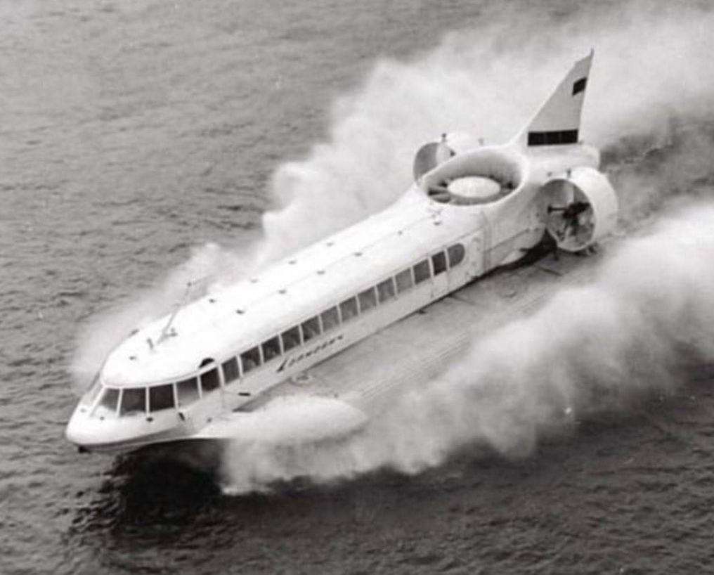 Газотурбоход на воздушной подушке «Сормович».