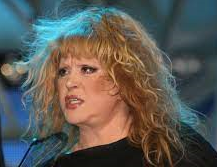 Мы по всей земле кочуем... Алла Пугачева уехала на Кипр: предательство или свобода выбора?