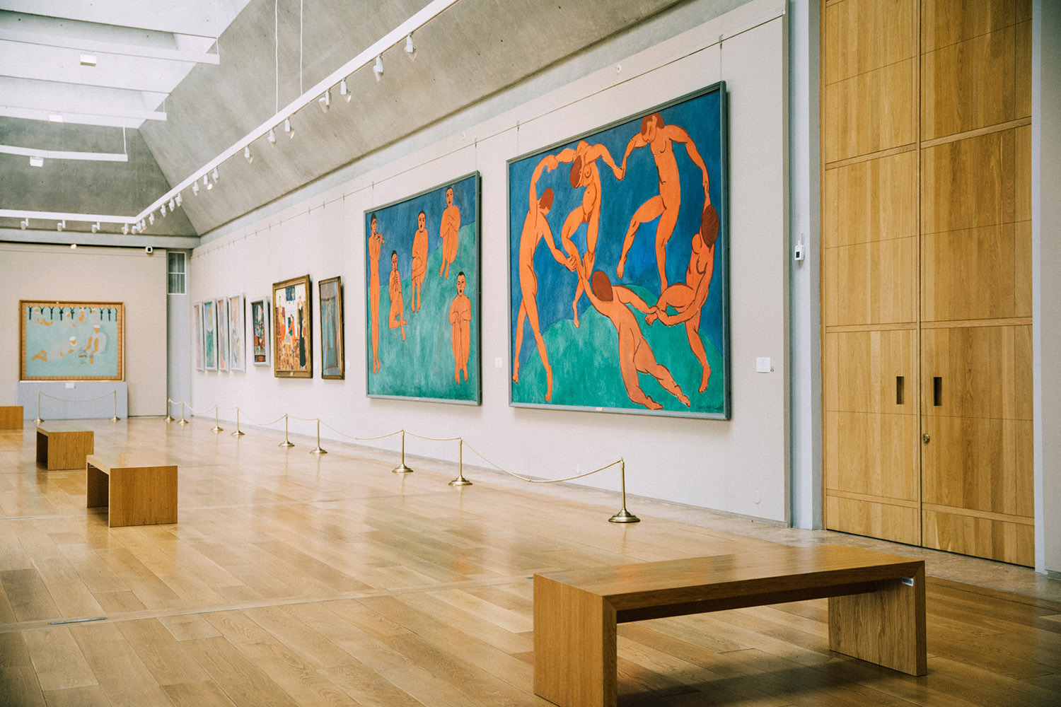 Музеи: Окна в Прошлое, Хранилища Культуры и Источники Вдохновения