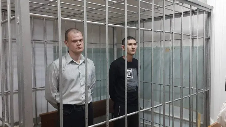 Решившие утопить девушку за цвет волос понесут смешное наказание.