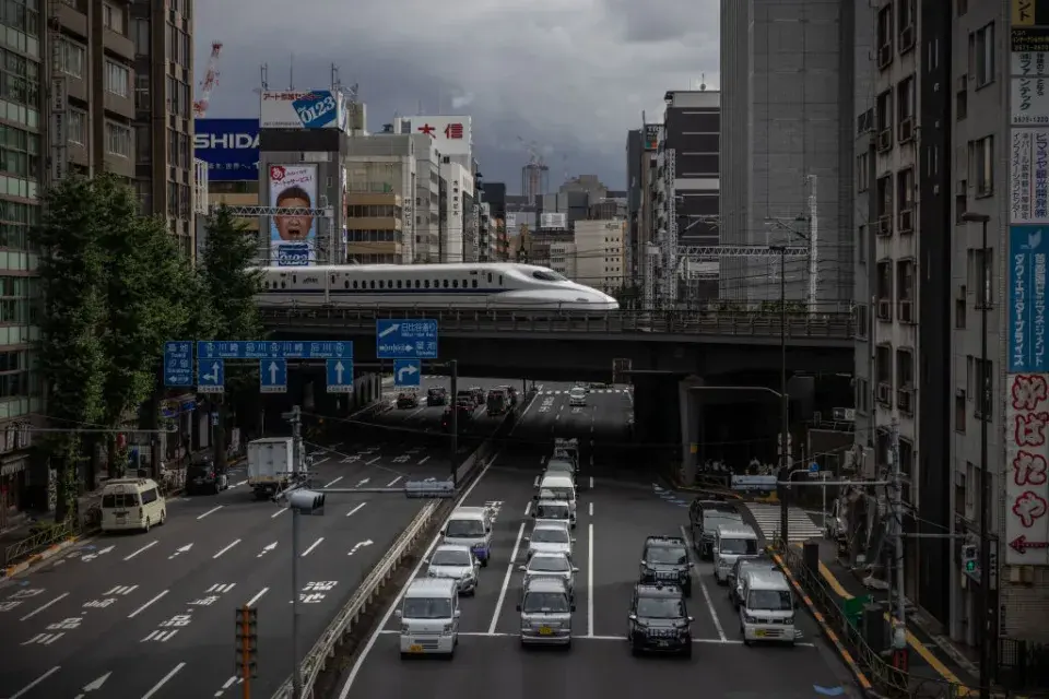 Самый быстрый поезд в мире: эти машины побили рекорды