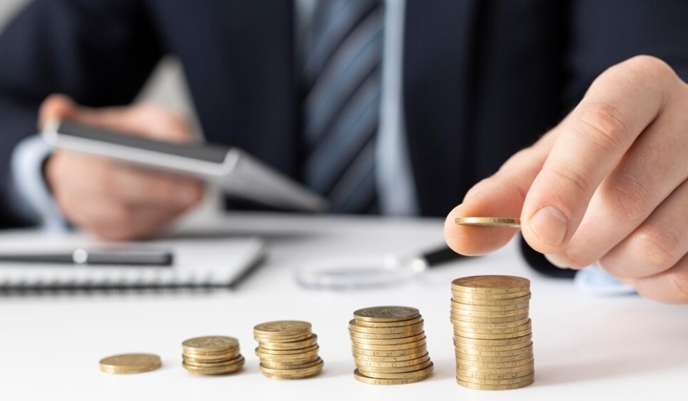 В 2024 году МРОТ поднимут до 19 242 рублей