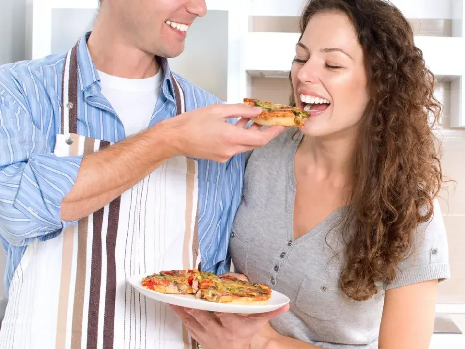 Похудеть с помощью бургеров, пиццы и тому подобного? Вот насколько полезен фаст-фуд