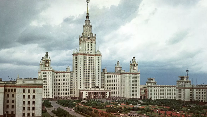 В СССР не строили небоскребы. По каким причинам