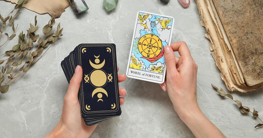 Предсказание Таро на день 27 октября 2023 года для трех знаков: Рак, Лев, Дева