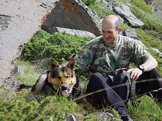 Он был одним из первых кто пошел на штурм захваченной школы. История Дмитрия Разумовского.