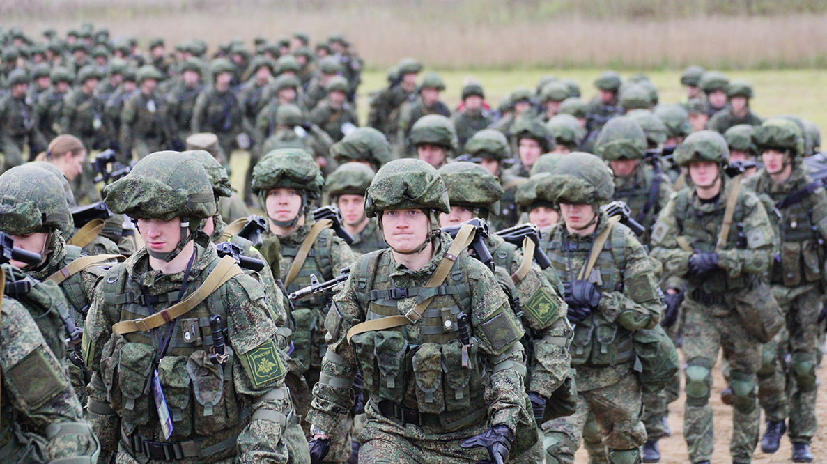 Украинская граница войска. Войска на границе. армия россии на границе с украиной. войска россии на границе краине. русский военнослужащий.