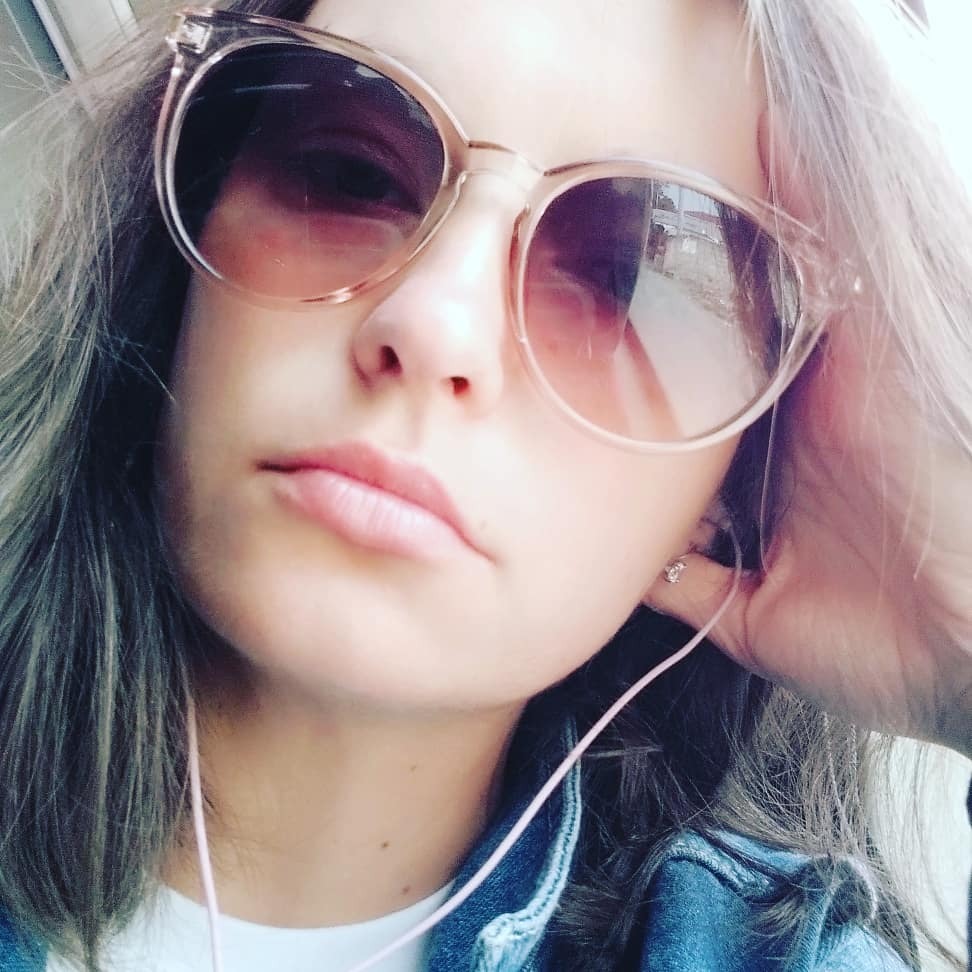 Аудиокниги vs. Бумажные книги: Почему аудиокниги становятся все популярнее