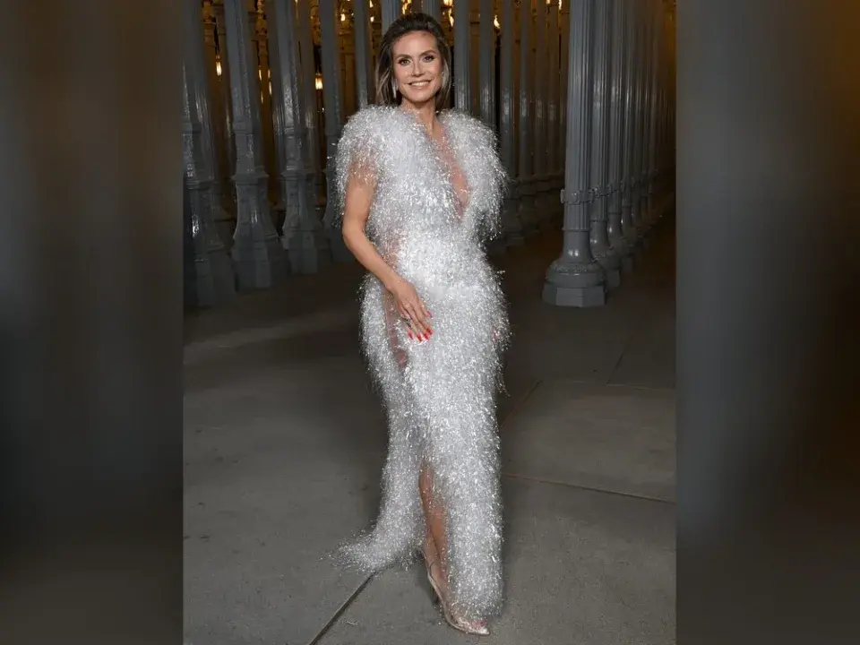 Хайди Клум восхищает общественность своим великолепным образом на гала-концерте LACMA