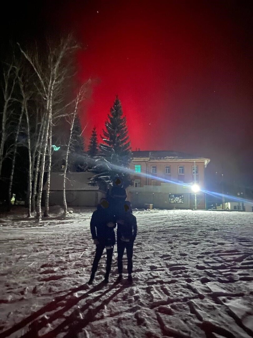 Красное северное сияние "Аврора" – страшно красиво!