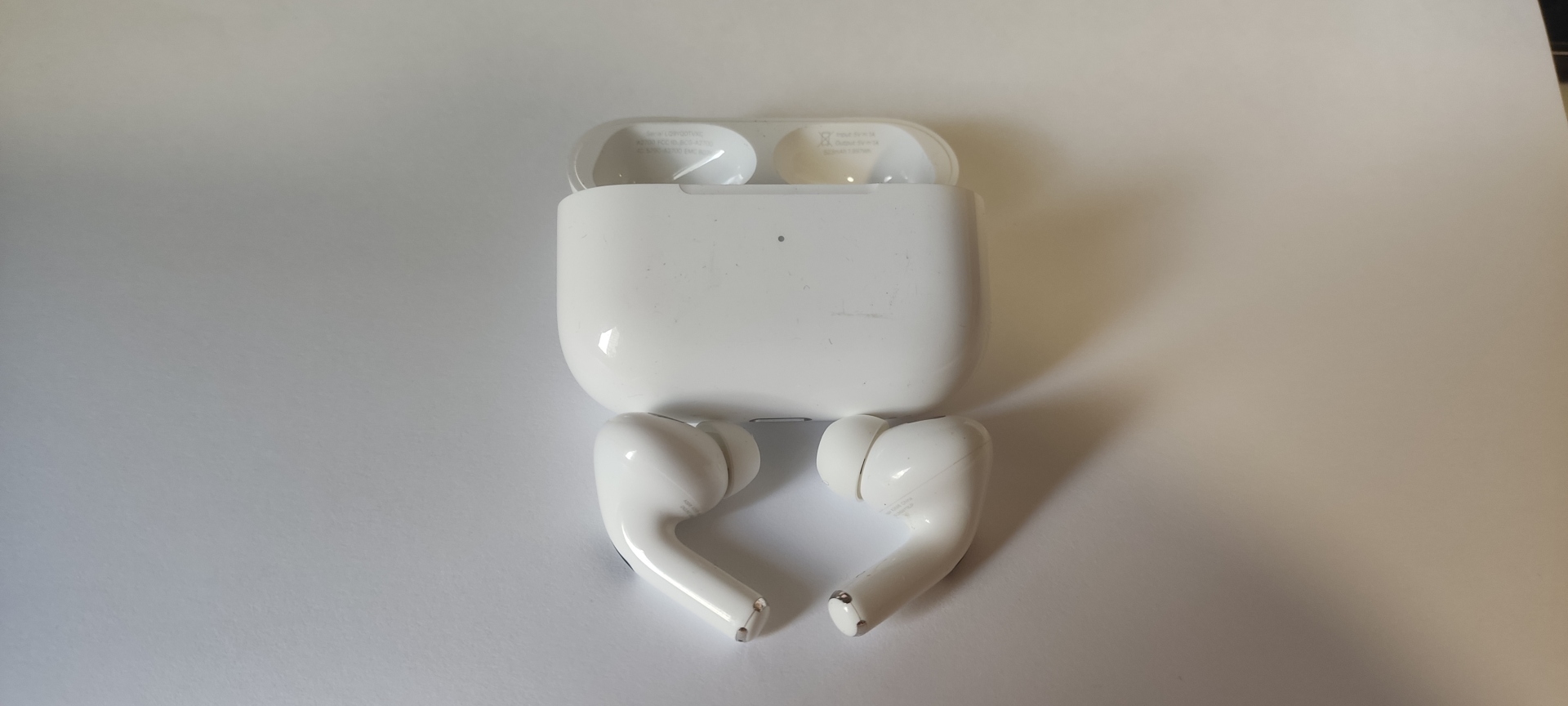 Беспроводные наушники Apple AirPods Pro 2 - Дизайн, звук, комфорт