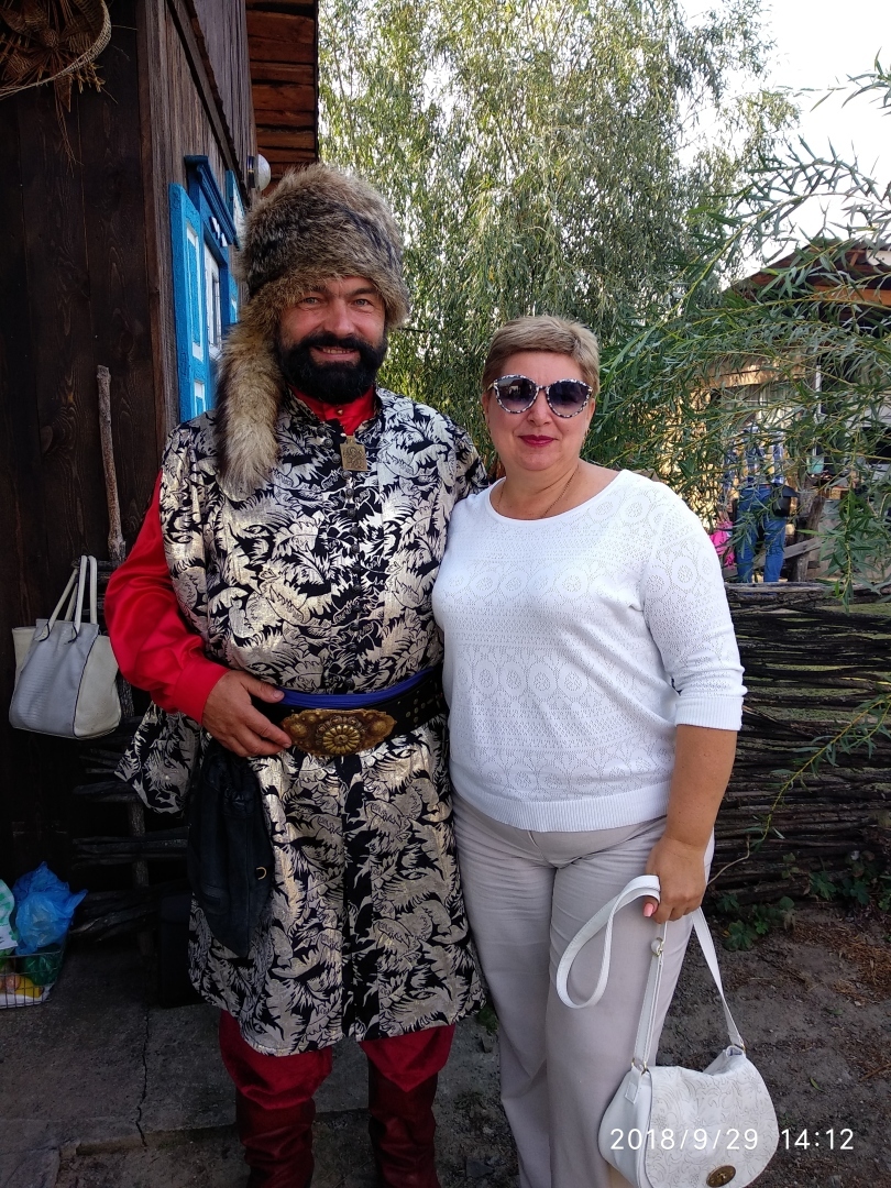 Рекомендую всем побывать на фестивале "Донская лоза" в хуторе Пухляковском Ростовской области. Впечатляемо, незабываемо и весело!