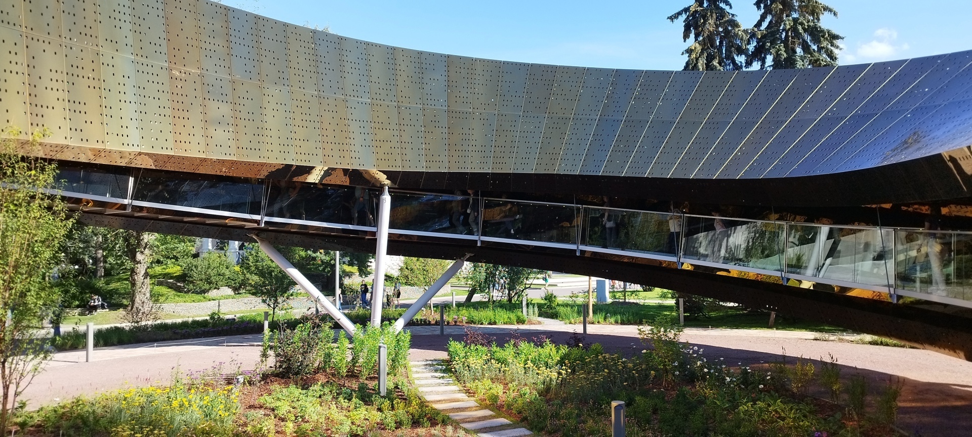 Моя экскурсия в любимый парк ВДНХ. Лента Мебиуса, ЭКО-тропа, лесной театр. Делюсь впечатлениями о новых арт-объектах и фотографиями!