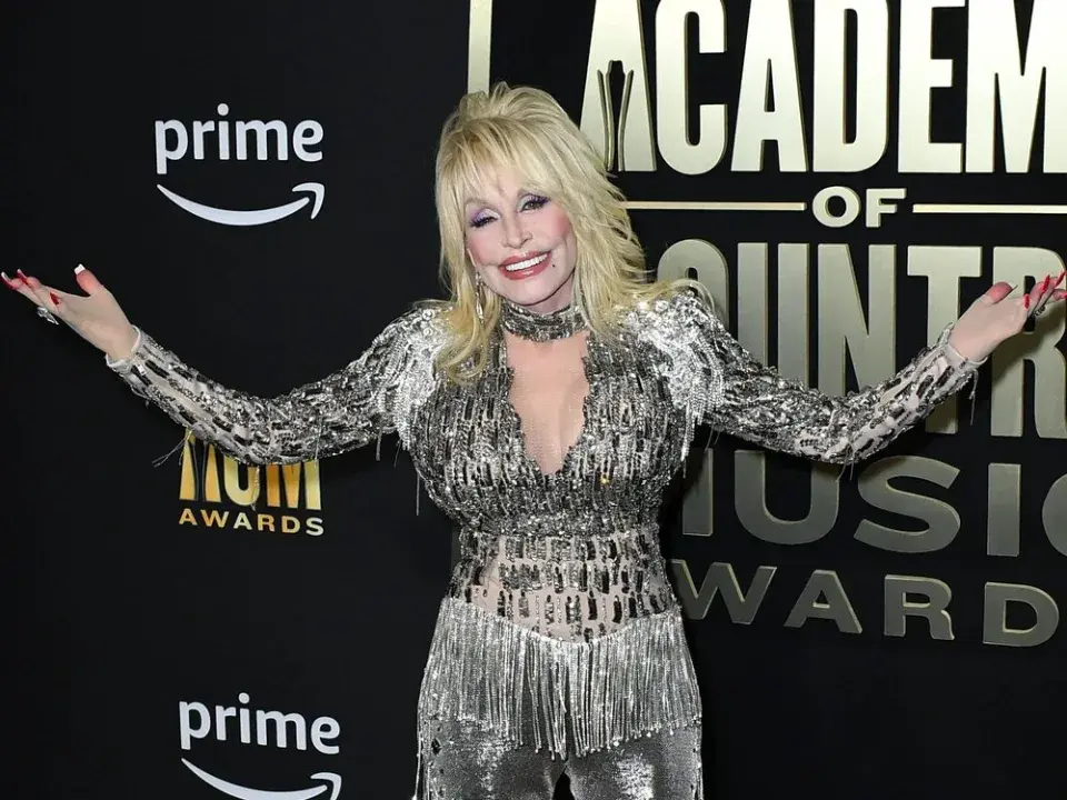 Замужем 57 лет: Долли Партон раскрывает свой секрет