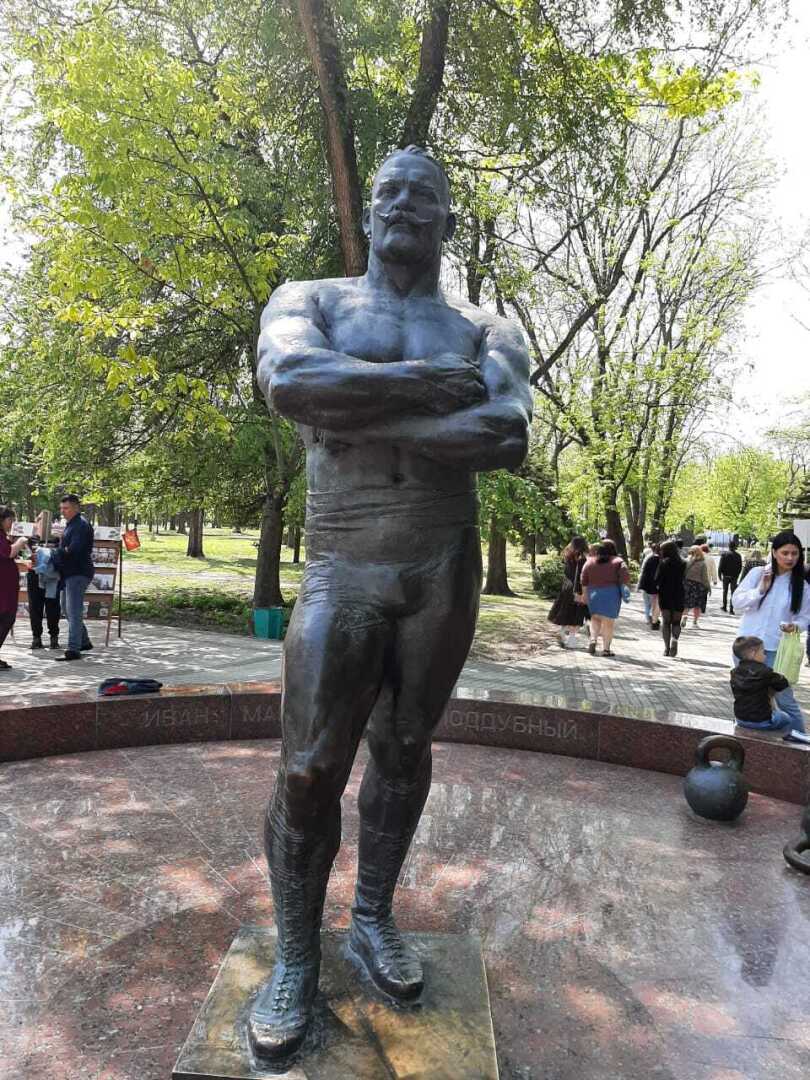 Город Ейск, котором мы с сестрой были очарованы, а племянник поехал специально, чтобы сделать предложение руки и сердца своей возлюбленной