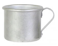 Часть кадра из кинофильма "Операция «Ы» и другие приключения Шурика" скрыта ширмой. Попробуйте вспомнить какой предмет спрятан.