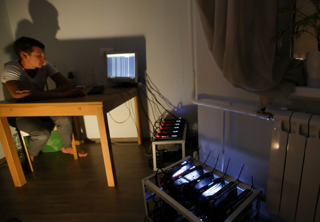 Для чего Федеральная антимонопольная служба РФ пересчитала систему тарифов на электроэнергию? Кто теперь будет платить больше за "свет"?