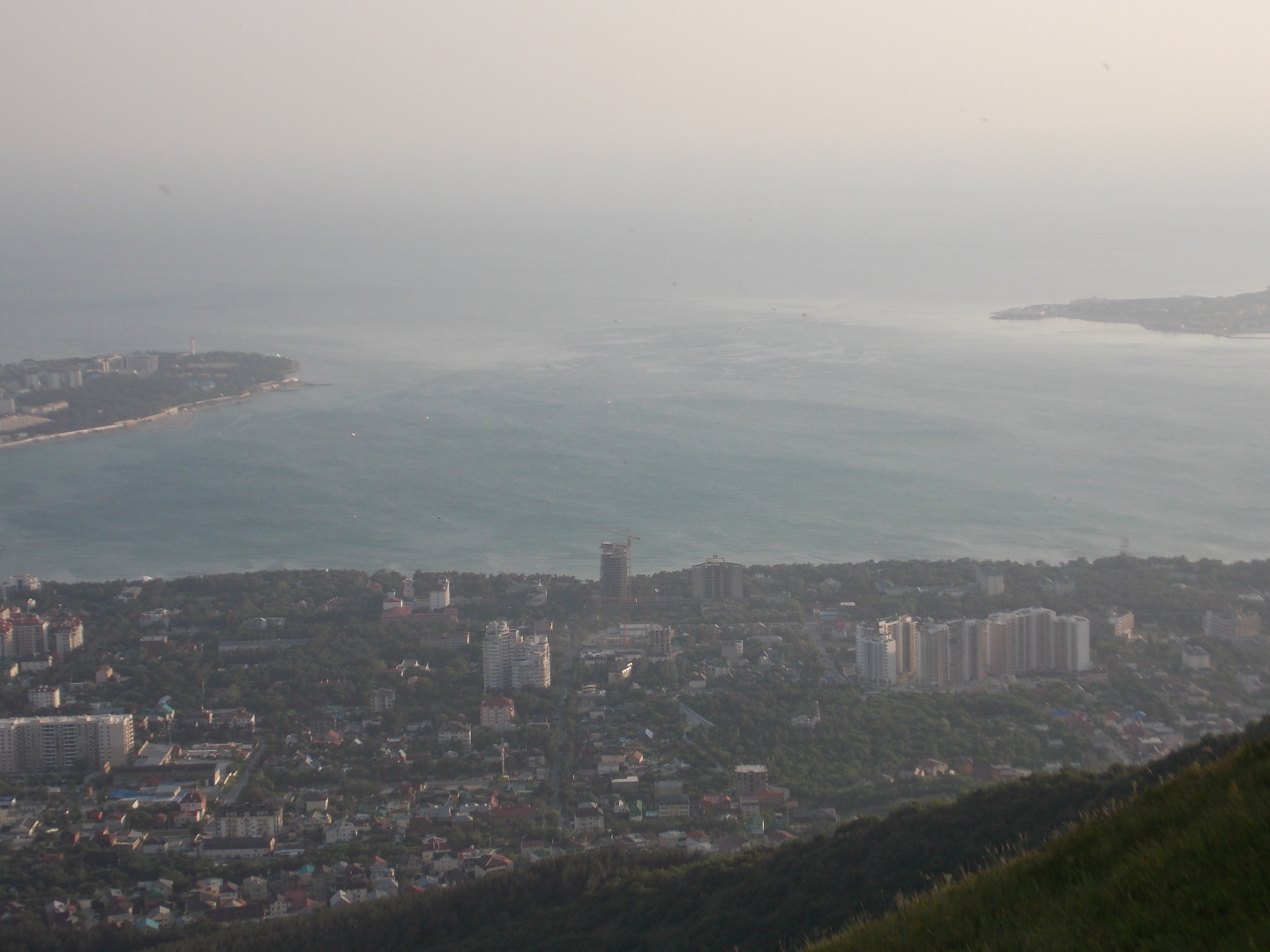 Наша поездка в парк Олимп. Геленджик. Канатная дорога, мини-зоопарк, колесо обозрения и чудесный вид на бухту!