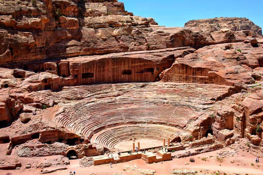 Путешествие в прошлое: Восстановление затерянных городов