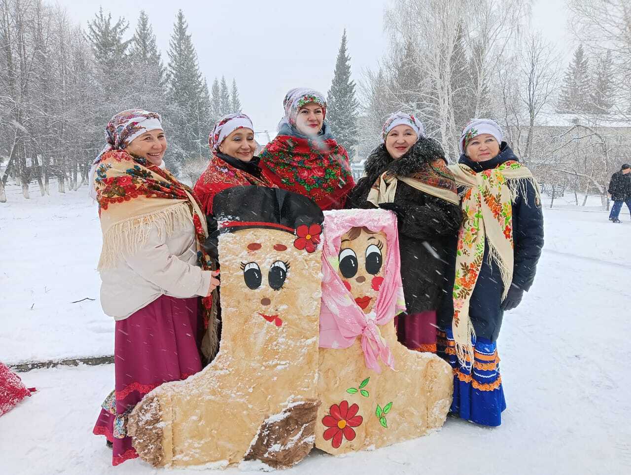 Валенки, валенки новые да стареньки - скоро будут модненьки в сильные морозики