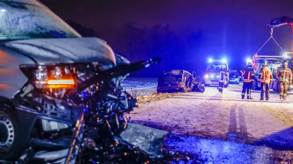 Зима продолжается: холода, снег – и тоже удары, зимняя служба бастует