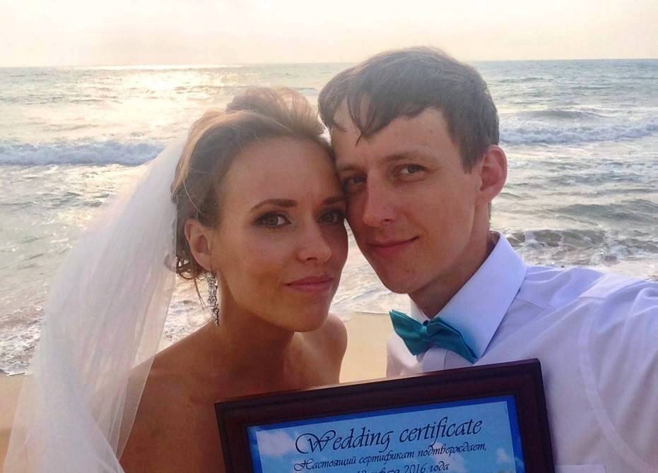 Видели когда-нибудь жениха в шортах? Как проходят экзотические свадьбы на островах в этнических традициях: бубны, пляски, слоны, океан...