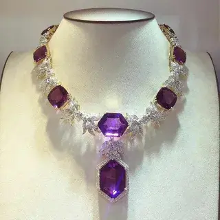 Камень - аметист