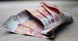 Оклад работника меньше МРОТ. Может ли быть такое?