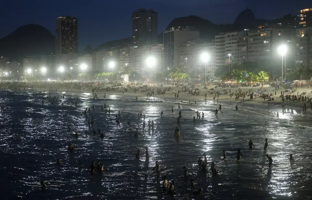 Ноябрь. Фотографии месяца со всего мира.