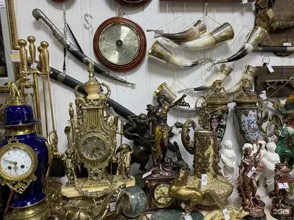 Антикварные магазины: искусство торговли прошлым