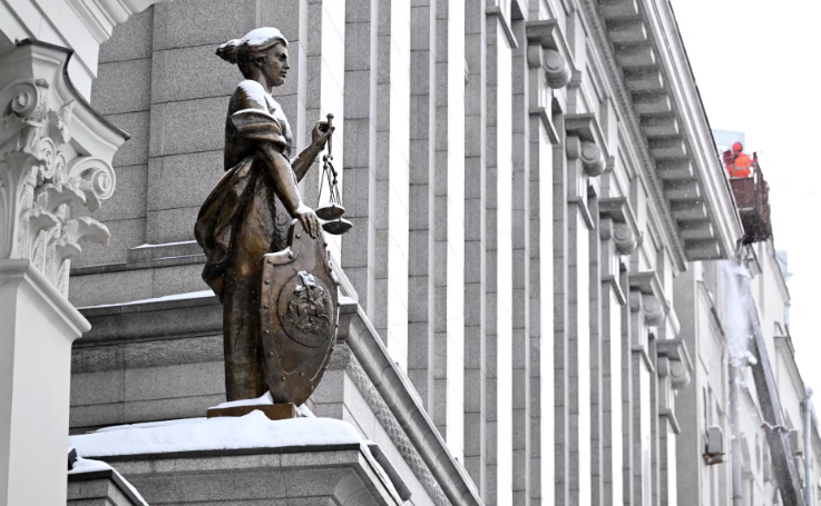 Российская полиция проводит рейды на ЛГБТ<span style=