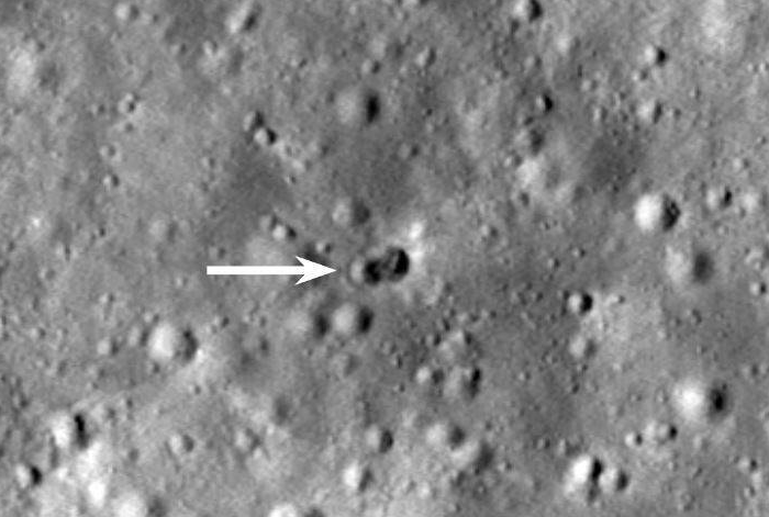 Чанъэ повредил луну? На обратной стороне Луны обнаружен ударный кратер, предположительно образовавшийся в результате разбившейся китайской ракеты.