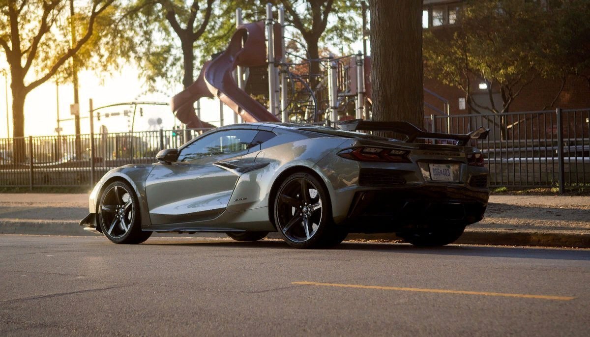 Жизнь с блоком Chevrolet Corvette Z06 Live