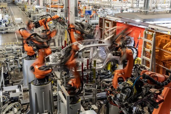 Почему Volkswagen создает команду из 3000 инженеров в Китае