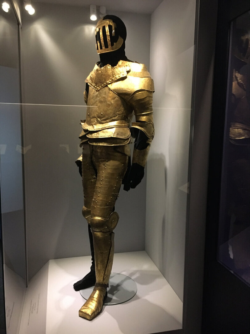 Выставка "Легенды Кремля: русский романтизм и Оружейная палата"