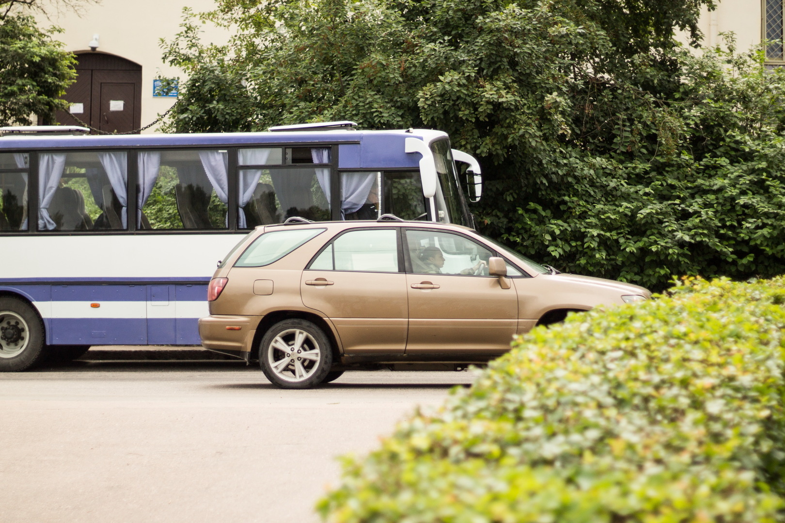 ✅Люди, которые тратят на дорогу около 1 часа больше подвержены депрессии и выгоранию